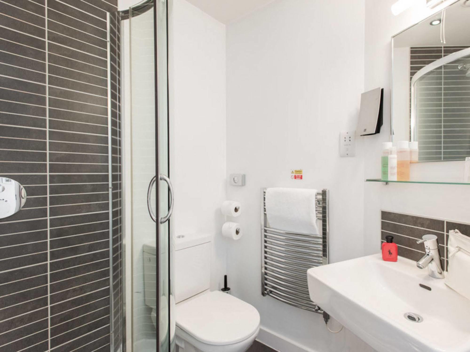 พรีเมียร์ สวีท ลิเวอร์พูล Apartment ภายนอก รูปภาพ